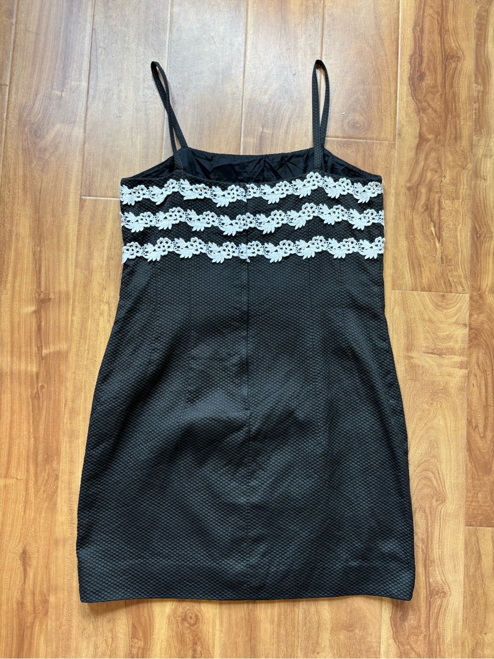 Vintage 90s Black Slip Dress with White Lace Floral Trim - Picture 14 of 14